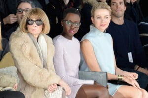 Lupita-Nyongo-Sits-Front-Row-with-Anna-Wintour-thefancyhub-4